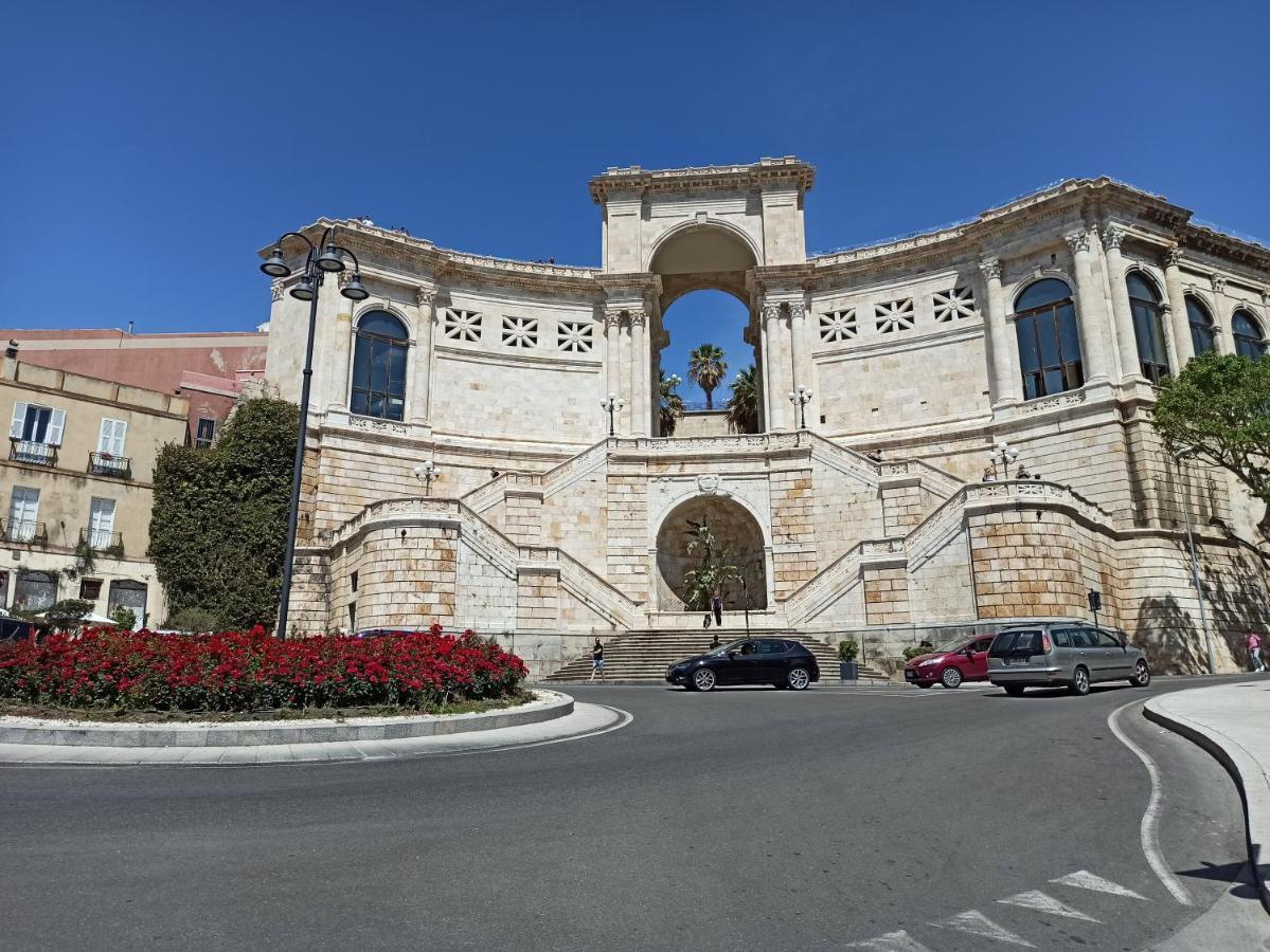 La Casetta Nel Centro Cagliari Exterior photo